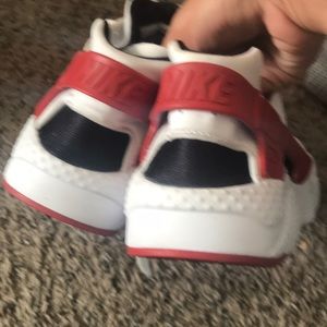 Nike Shoes - Nike Hurache Nike Shoes - Nike Hurache